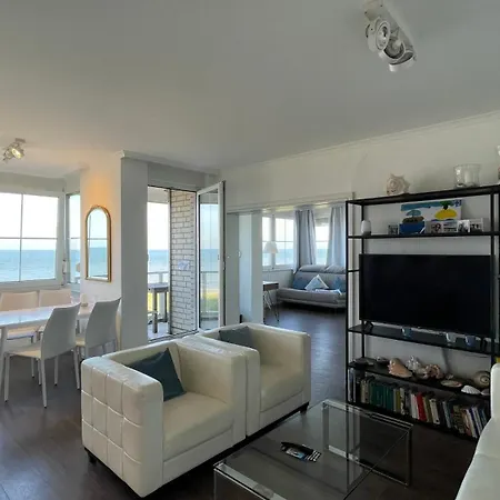 Strandpanorama Cloud9 & Heavenly10 - In Erster Reihe * Wangerooge